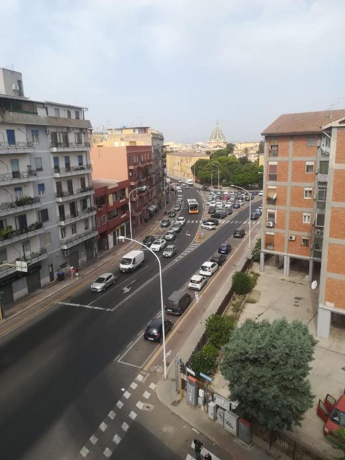 B&B POTHOS - ENG ITA - Rooms with Air Conditioning Wi-Fi Fridge Netflix Bike Rent Local Guide - Camere con aria condizionata, frigo, internet, guida locale, noleggio bici Cagliari Esterno foto