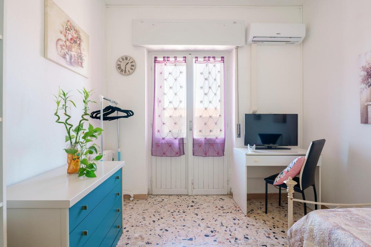 B&B POTHOS - ENG ITA - Rooms with Air Conditioning Wi-Fi Fridge Netflix Bike Rent Local Guide - Camere con aria condizionata, frigo, internet, guida locale, noleggio bici Cagliari Esterno foto