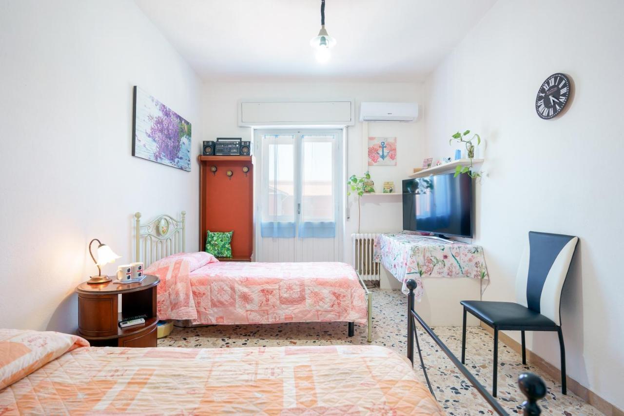 B&B POTHOS - ENG ITA - Rooms with Air Conditioning Wi-Fi Fridge Netflix Bike Rent Local Guide - Camere con aria condizionata, frigo, internet, guida locale, noleggio bici Cagliari Esterno foto